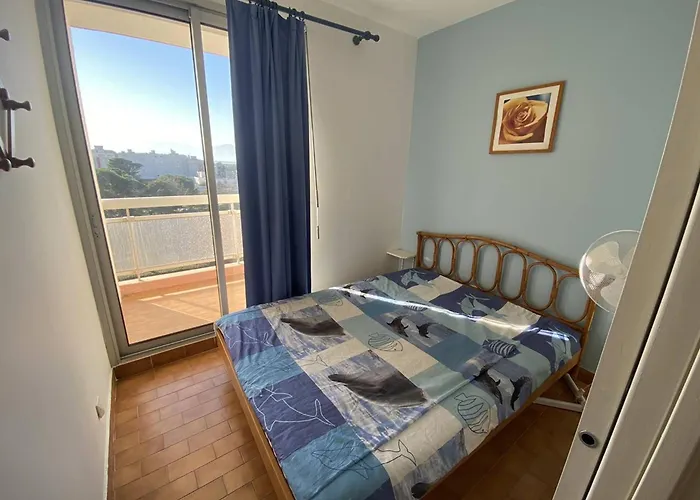 Apartment Deux-pieces Expo Sud, Terrasse, 4 Pers, Bord De - Fr-1-696-96 Canet-en-Roussillon